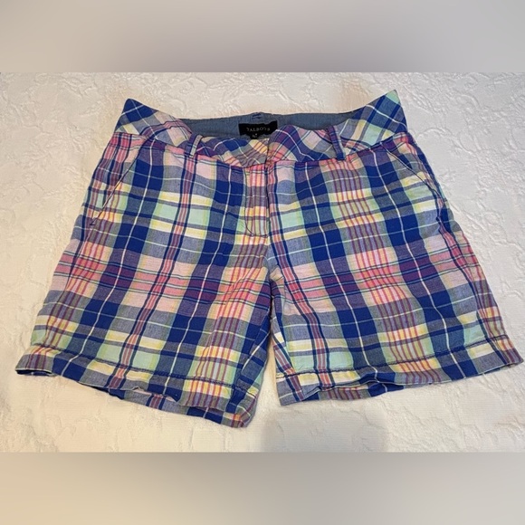 TALBOTS Plaid shorts, mid-thigh, in blue, pink, yellow, etc Size 6 - Picture 1 of 10